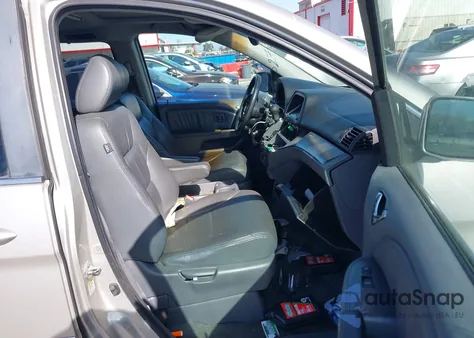 2007 Honda Odyssey Touring z USA, uszkodzony, nr VIN 5FNRL38867B015883